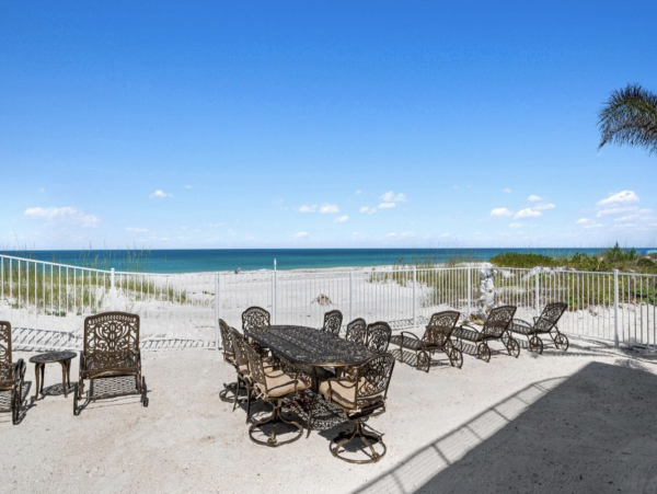 Anna Maria Island Four Bedroom Florida On The Beach!